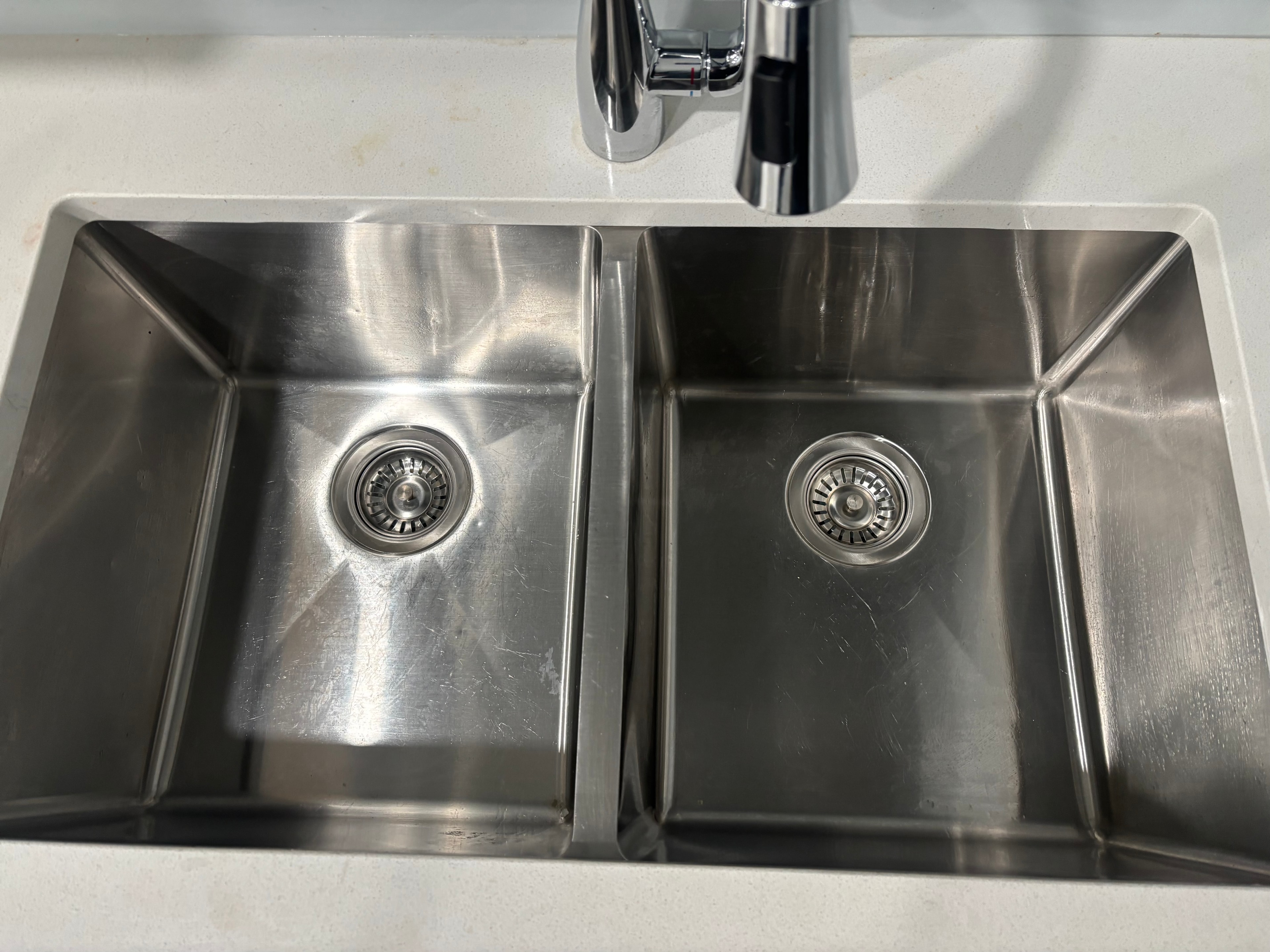 After cleaning: Kitchen sink