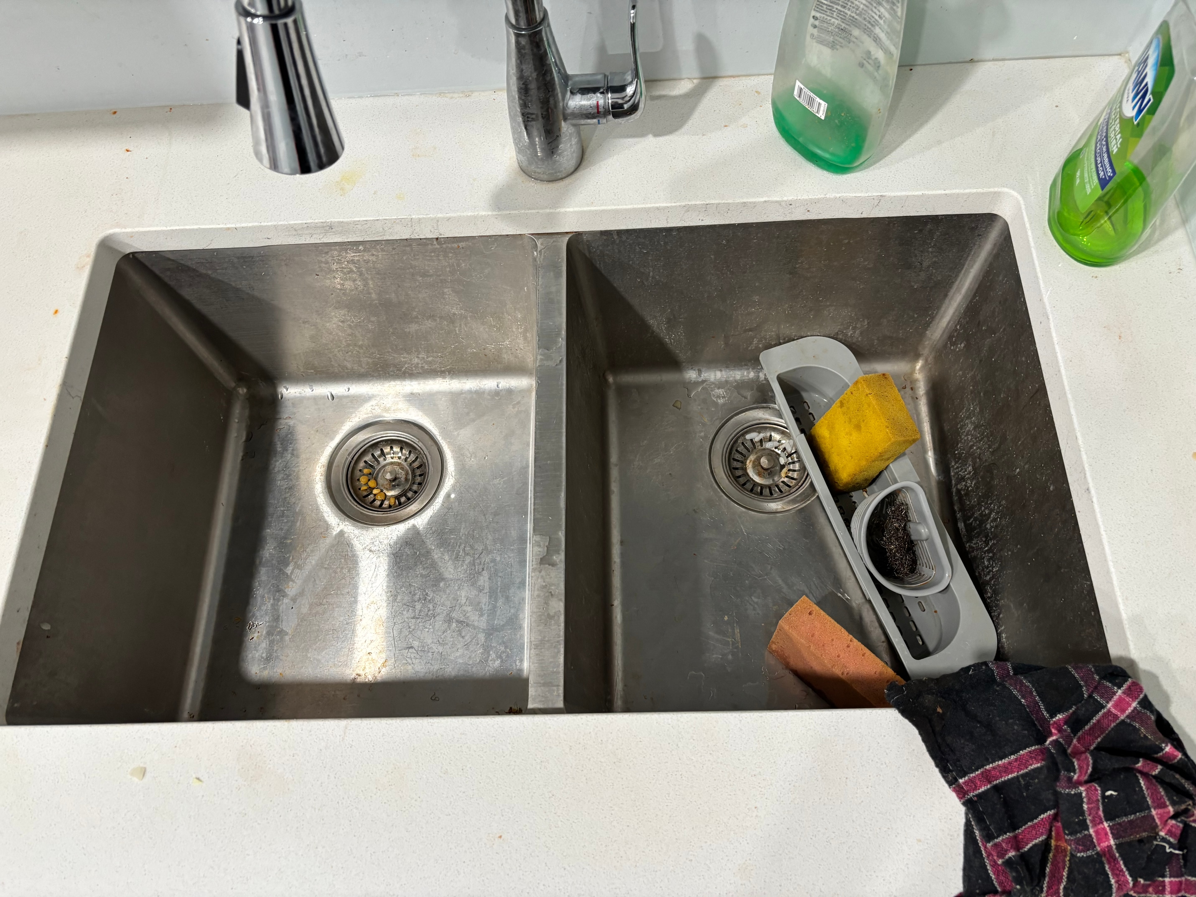 Before cleaning: Kitchen sink
